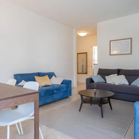 Adventure Base * לקו